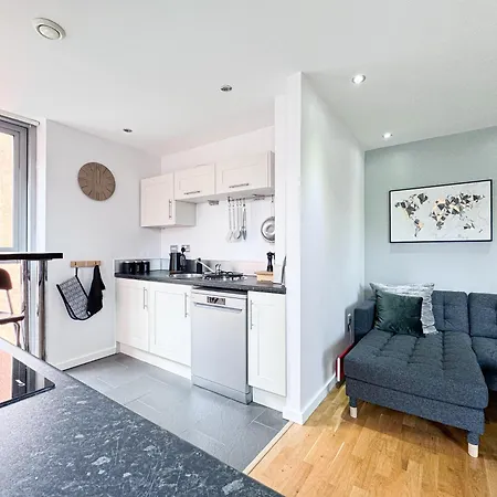 Apartment Centre Flat - Business - Free Parking