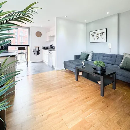 Apartment Centre Flat - Business - Free Parking