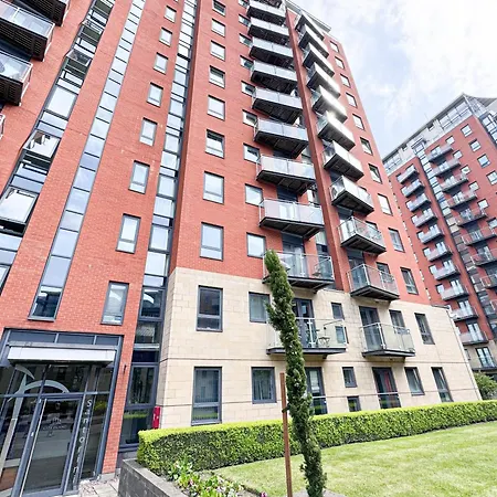 Centre Flat - Business - Free Parking *
